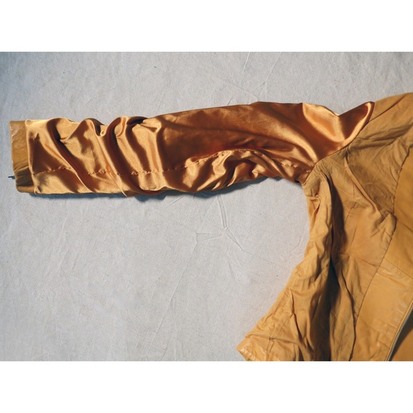 Stefanel Women 8 (fits like 4) Padded Leather Biker Jacket - Picture 8 of 15